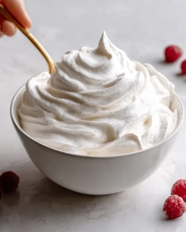 Easy Vanilla Whipped Cream Recipe